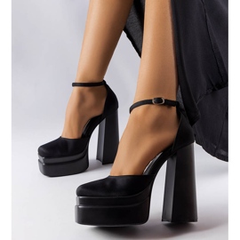 BM Escarpins noirs à talons Romines le noir 1