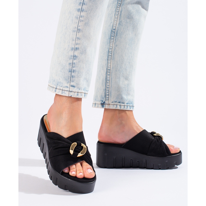 Sandales compensées noires Shelovet 1