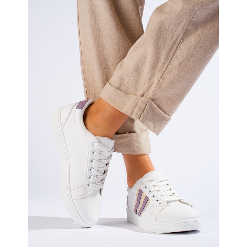 Chaussures de sport classiques blanches Shelovet 2