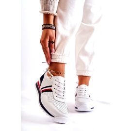 Evento Chaussures de sport femme en cuir blanc et bleu marine Jane blanche 1