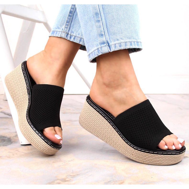 Chaussons compensés noirs femme T.Sokolski MU100 le noir 1