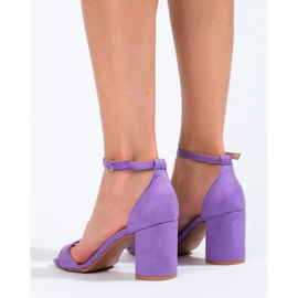 Sandales blocs en daim violet de Shelovet 3