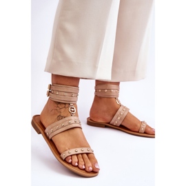 Sandales pour femmes uniques avec clous Selina beiges 2
