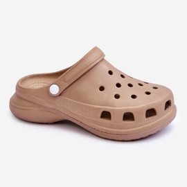 PG2 Sandales Foam Crocs Sur Une Semelle Épaisse Beige Katniss 1 PG2 Sandales Foam Crocs Sur Une Semelle Épaisse Beige Katniss 1