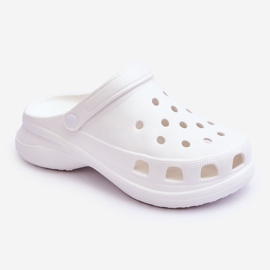 PG2 Foam Slides Crocs On A Chunky Sole Blanc Katniss blanche 1