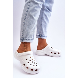 PG2 Foam Slides Crocs On A Chunky Sole Blanc Katniss blanche 5