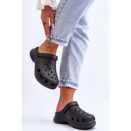 PG2 Foam Slides Crocs On A Chunky Sole Noir Katniss 7