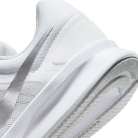 Chaussures running Nike Run Swift 3 W DR2698 101 blanche 5