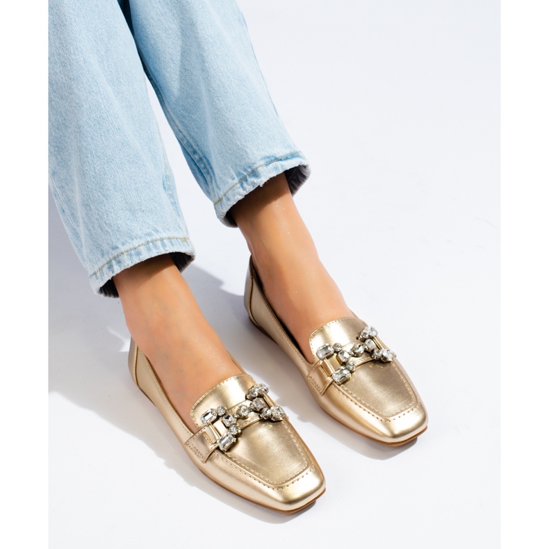 Mocassins dorés pour femme avec ornement Shelovet 1