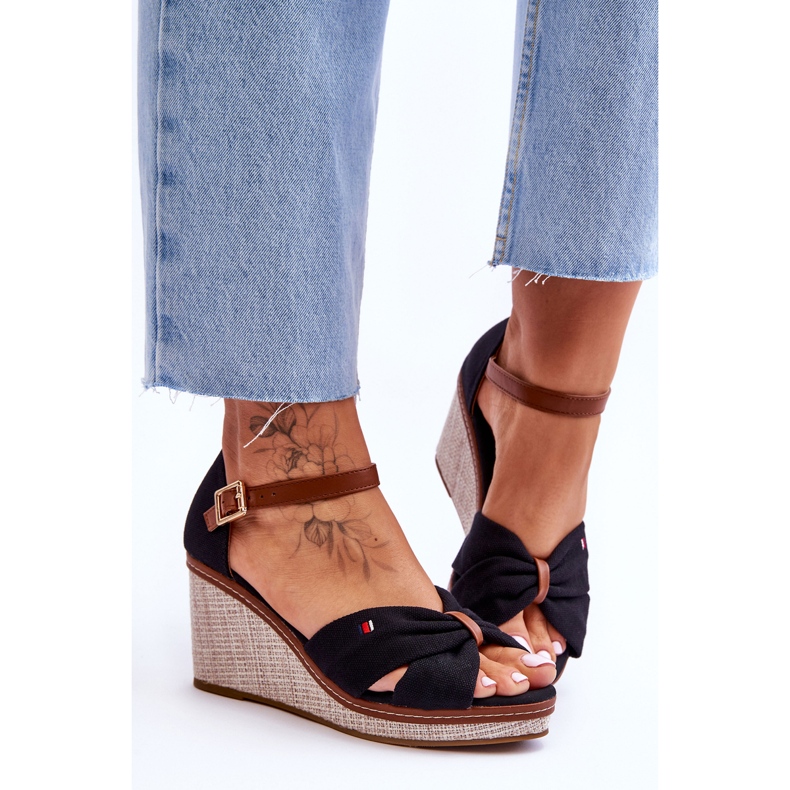 PS1 Sandales pour femmes sur un coin tressé noir Judith le noir 1