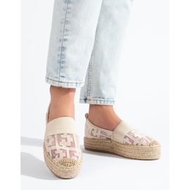 Espadrilles en dentelle sur la plateforme Shelovet noir beige 1 Espadrilles en dentelle sur la plateforme Shelovet noir beige 1