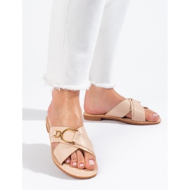 Chaussons femme beiges Shelovet 1