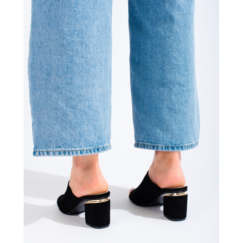 Vinceza Vincez black glisse sur le poteau le noir 1