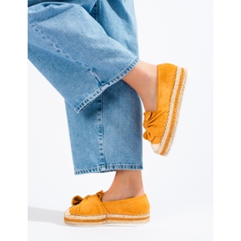Espadrilles à plateforme en daim avec un nœud de Shelovet camel jaune 3
