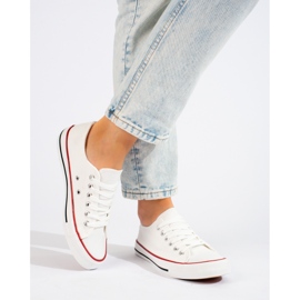 J. Star Baskets blanches classiques 1