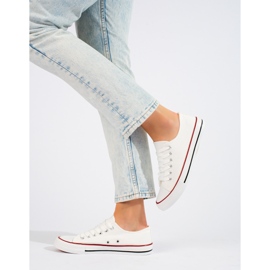 J. Star Baskets blanches classiques 2
