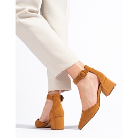 Goodin Escarpins Avec Boucle brun 2