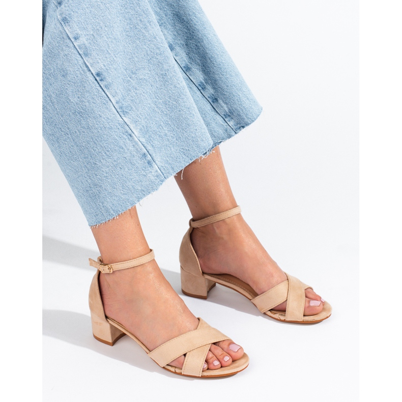 Sandales à talons en daim beige Shelovet 1