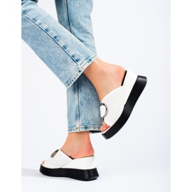 Sandales compensées blanches Shelovet 1