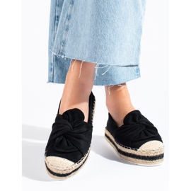 Espadrilles en daim noir sur la plateforme avec un nœud de Shelovet le noir 2