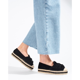 Espadrilles en daim noir sur la plateforme avec un nœud de Shelovet le noir 3