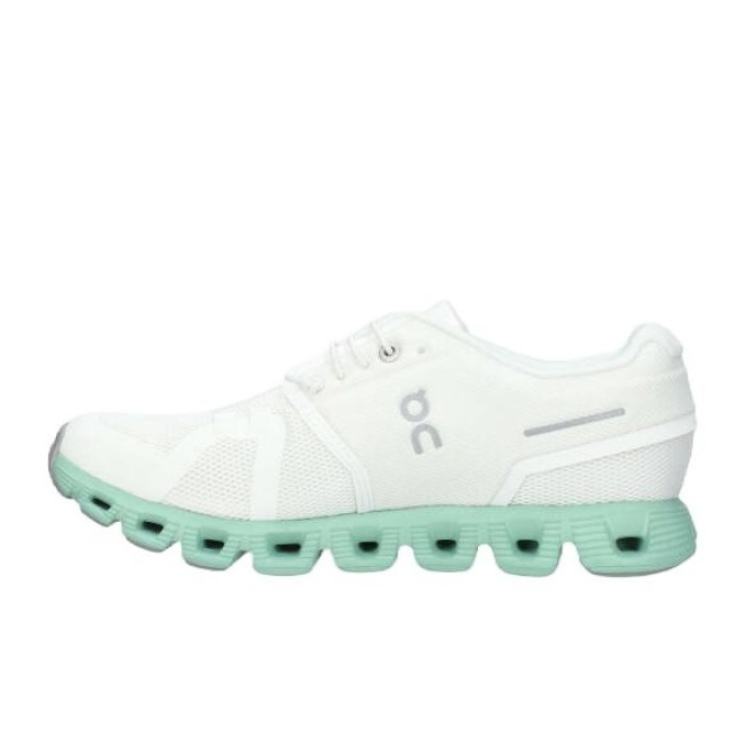On Running Sur Chaussures de course Cloud 5 W 5998368 blanc 1