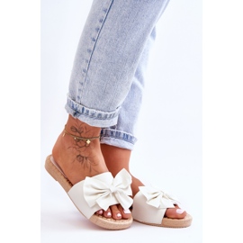 FK1 Pantoufles pour femmes à la mode avec un nœud Estera blanc blanche 6