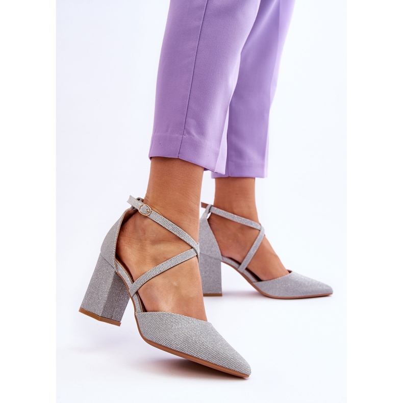 Escarpins brillants à la mode sur un talon argenté Galaxy 2